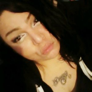 Meet your Posher, Cristina